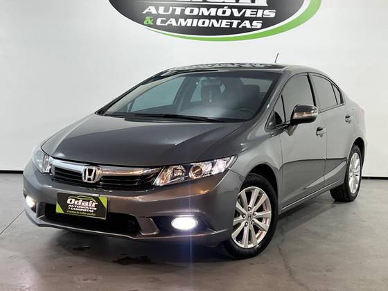 HONDA CIVIC 2.0 LXR 16V FLEX 4P AUTOMÁTICO HONDA CIVIC 2.0 LXR 16V FLEX 4P AUTOMÁTICO
